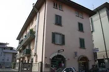 Center Moroni Hotel *